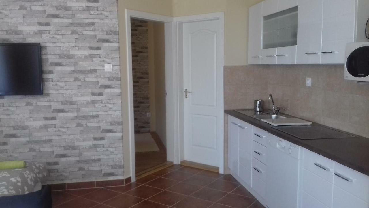 Benelise Apartman Hévíz Exteriér fotografie