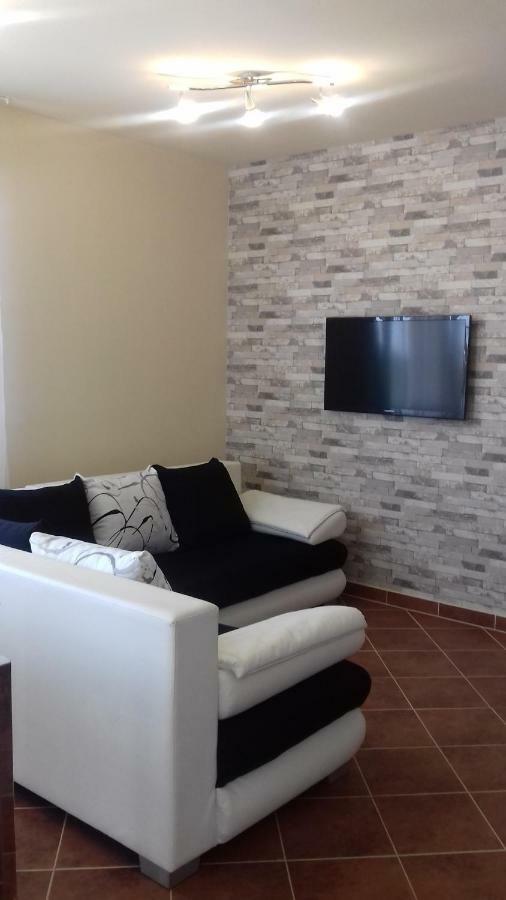 Benelise Apartman Hévíz Exteriér fotografie